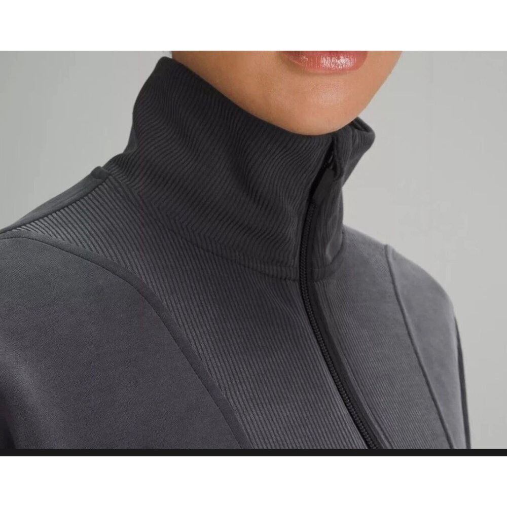 LULULEMON Brushed Softstreme Half Zip Sz 8, $130 G18 - Picture 2 of 12